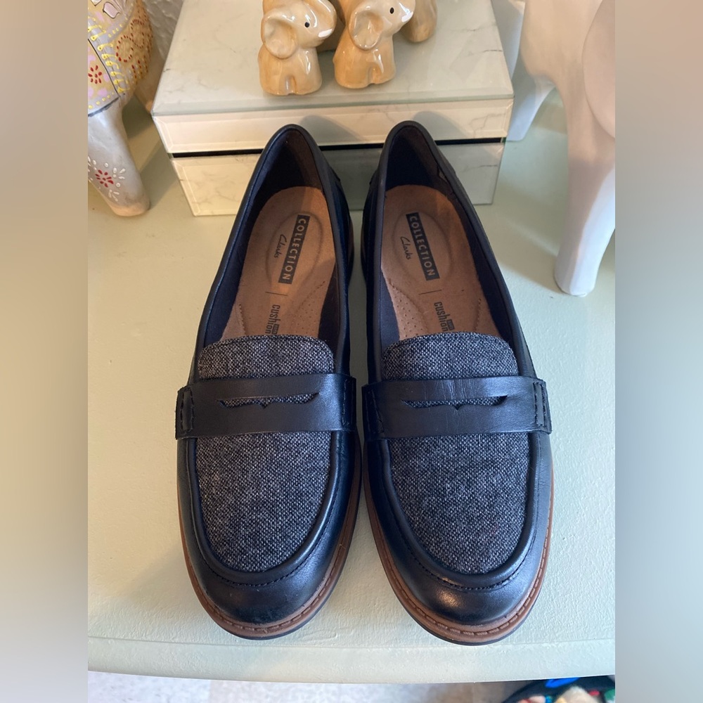 Clarks Women's Moccasins - Black and Gray
